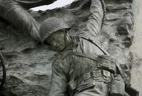PovijesneFindings Foto: National D-Day Memorial, Bedford, Virginia, VA, Amerika, lipanj 2006, vojnik